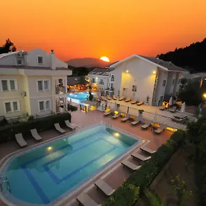 sea-breeze-hotel-and-apartments.oludenizhotels.org/